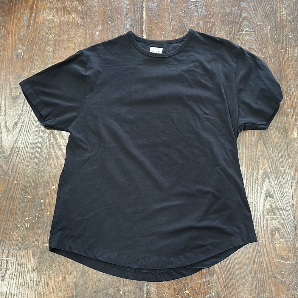 Black drop cut short sleeve.